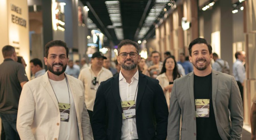 Capa Expo Revestir